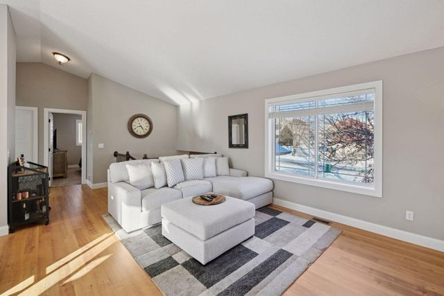 5145 Sundance Run, Mayer, MN 55360