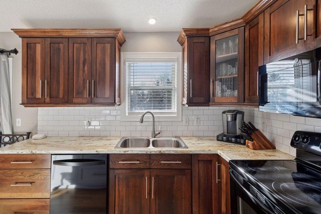 5145 Sundance Run, Mayer, MN 55360