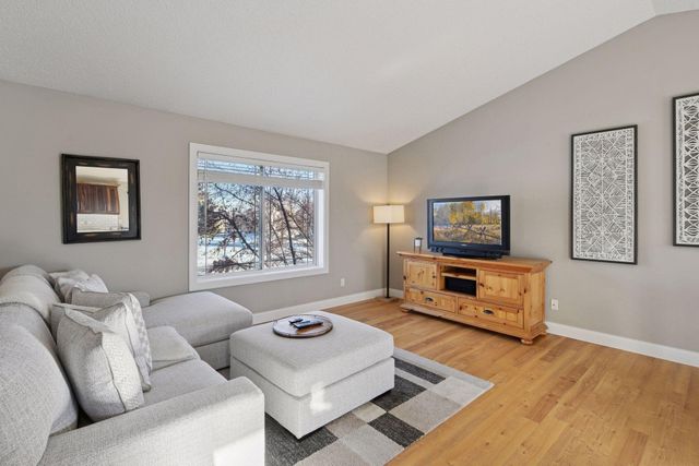 5145 Sundance Run, Mayer, MN 55360