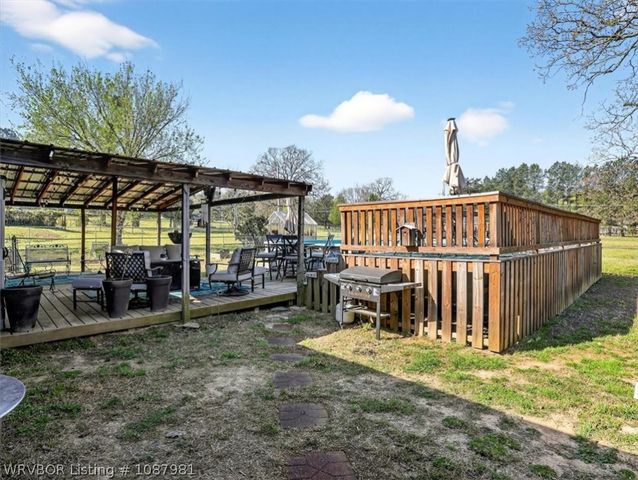 2013 Central Avenue, Poteau, OK 74953