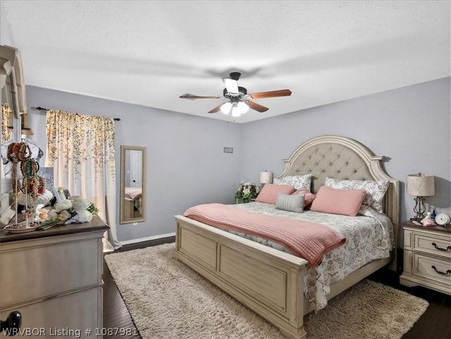 2013 Central Avenue, Poteau, OK 74953