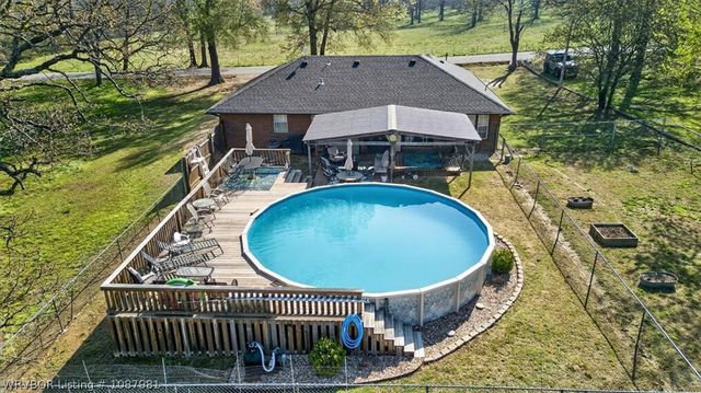 2013 Central Avenue, Poteau, OK 74953