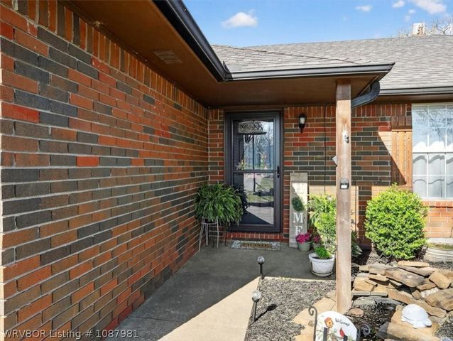 2013 Central Avenue, Poteau, OK 74953