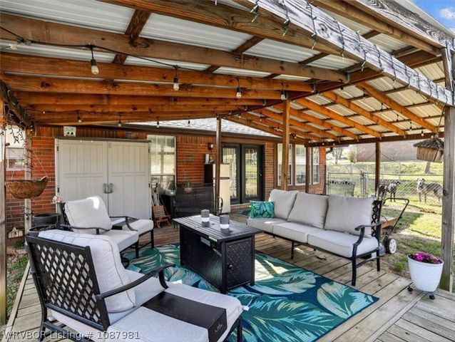 2013 Central Avenue, Poteau, OK 74953