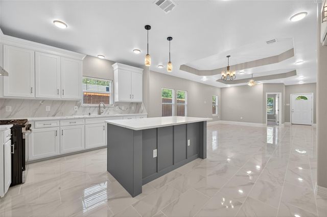 7832 Dewitt Street, Houston, TX 77028