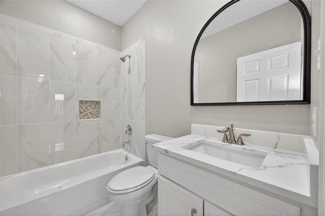 7832 Dewitt Street, Houston, TX 77028