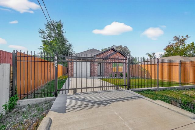 7832 Dewitt Street, Houston, TX 77028