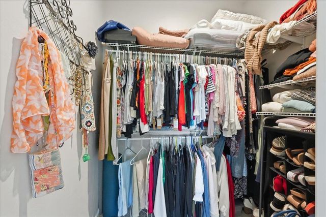 588 Stonewood Court, Evansville, WI 53536