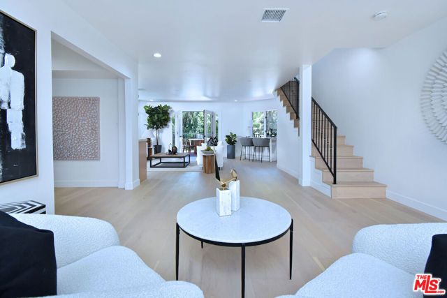 19061 Wells Drive, Los Angeles, CA 91356