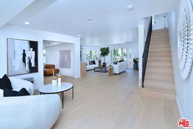 19061 Wells Drive, Los Angeles, CA 91356