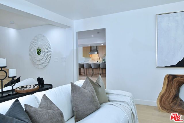 19061 Wells Drive, Los Angeles, CA 91356
