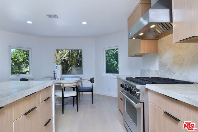 19061 Wells Drive, Los Angeles, CA 91356