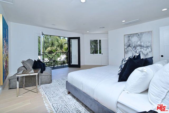 19061 Wells Drive, Los Angeles, CA 91356