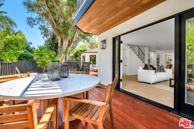 19061 Wells Drive, Los Angeles, CA 91356