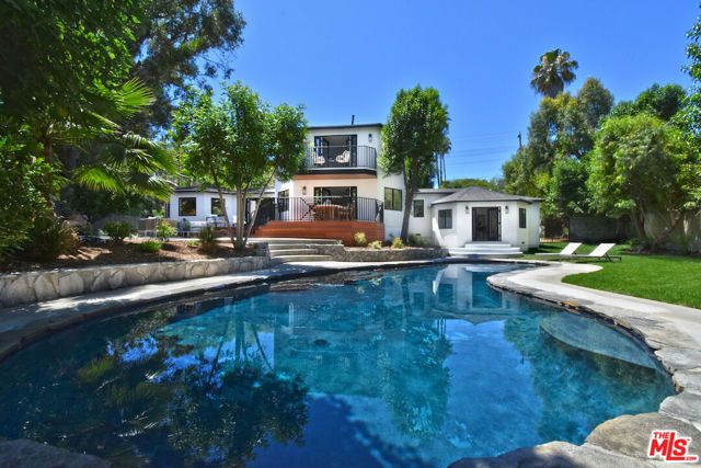 19061 Wells Drive, Los Angeles, CA 91356