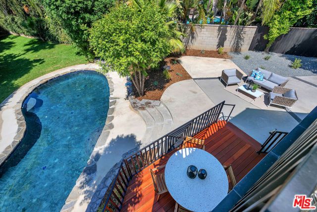 19061 Wells Drive, Los Angeles, CA 91356