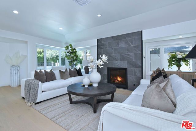 19061 Wells Drive, Los Angeles, CA 91356