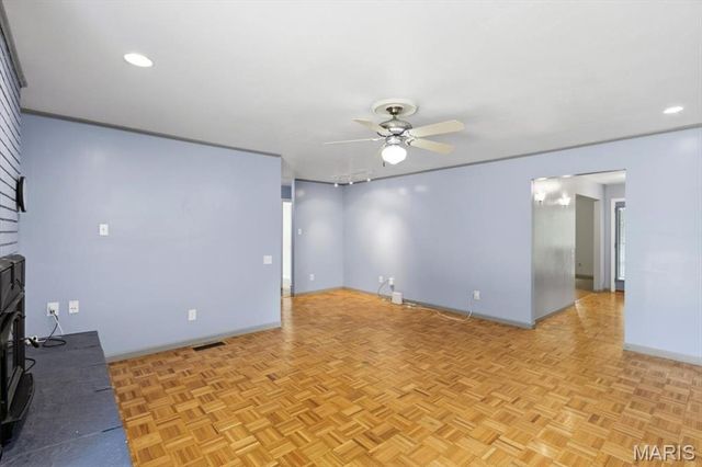 113 High Valley Drive, Chesterfield, MO 63017