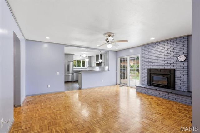 113 High Valley Drive, Chesterfield, MO 63017