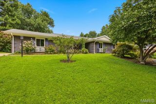 113 High Valley Drive, Chesterfield, MO 63017