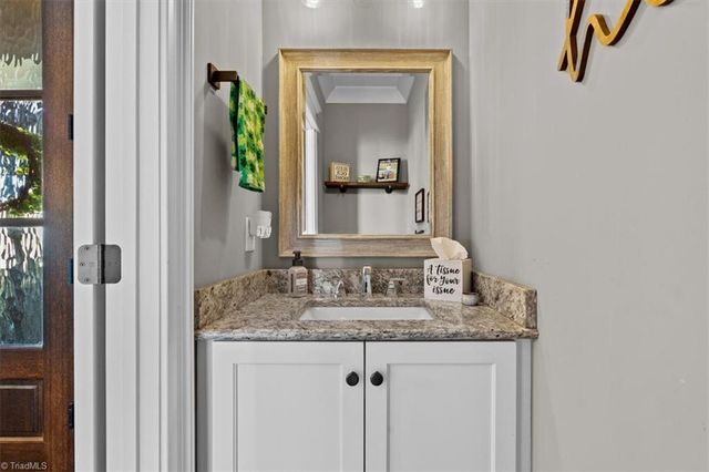 1342 Driftwood Acres Drive, Kernersville, NC 27284