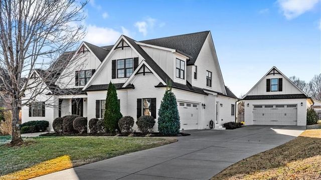 1342 Driftwood Acres Drive, Kernersville, NC 27284