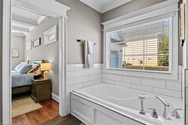 1342 Driftwood Acres Drive, Kernersville, NC 27284