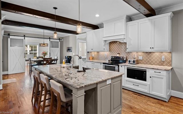 1342 Driftwood Acres Drive, Kernersville, NC 27284