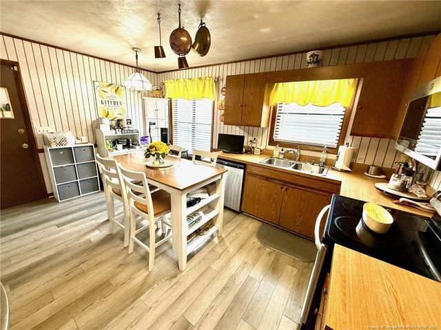7117 Calamar Drive, Fayetteville, NC 28314