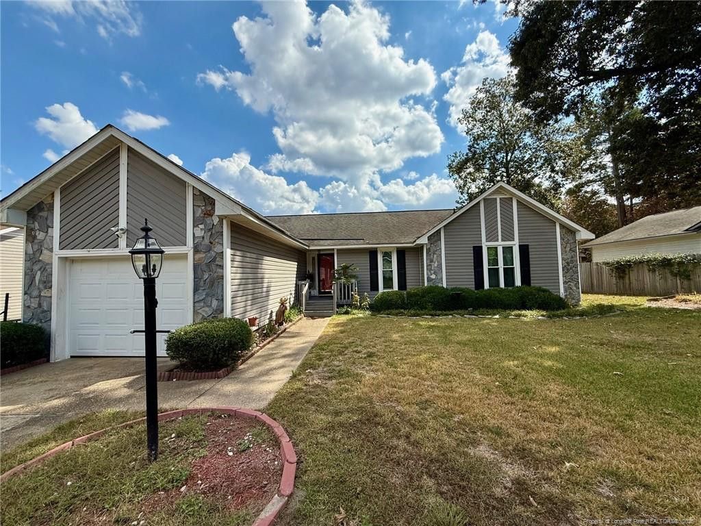 7117 Calamar Drive, Fayetteville, NC 28314