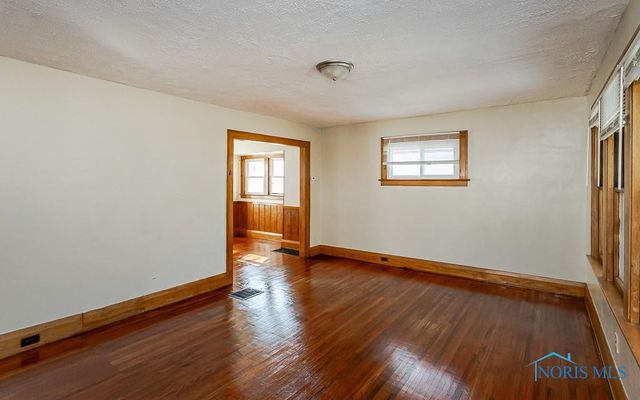 1812 Joffre Avenue, Toledo, OH 43607