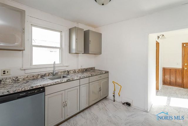 1812 Joffre Avenue, Toledo, OH 43607