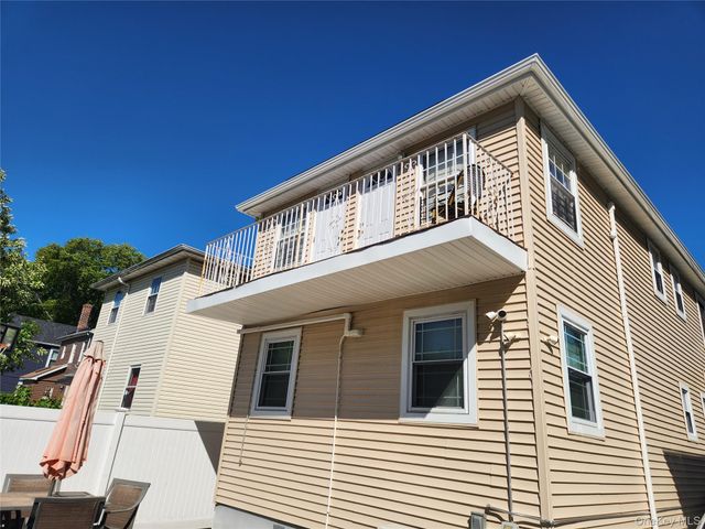 176-18 110th Avenue, Jamaica, NY 11433
