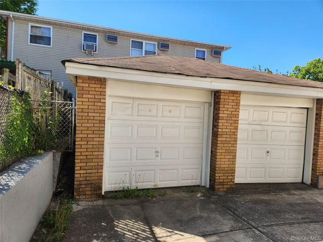 176-18 110th Avenue, Jamaica, NY 11433