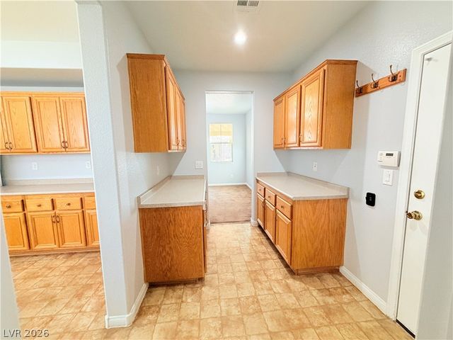 5604 Rocky Ravine Avenue, Las Vegas, NV 89131