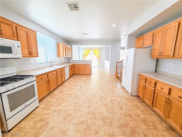 5604 Rocky Ravine Avenue, Las Vegas, NV 89131