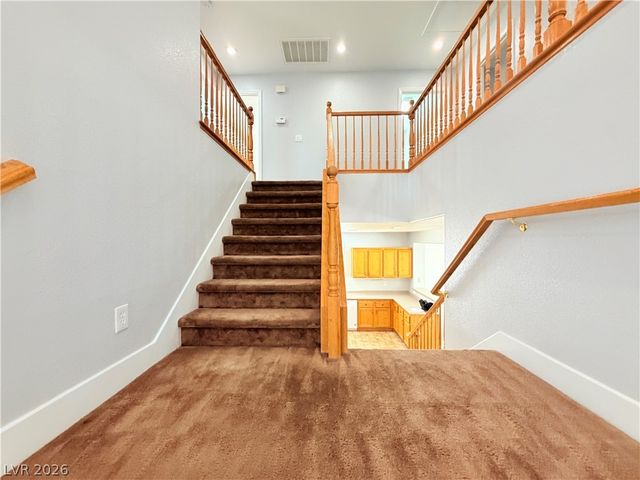 5604 Rocky Ravine Avenue, Las Vegas, NV 89131