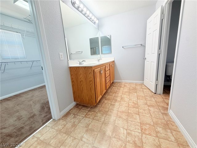 5604 Rocky Ravine Avenue, Las Vegas, NV 89131