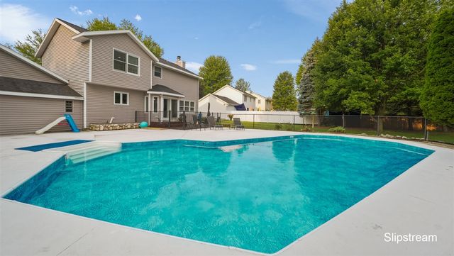 101 Chicory Street, Comstock Park, MI 49321