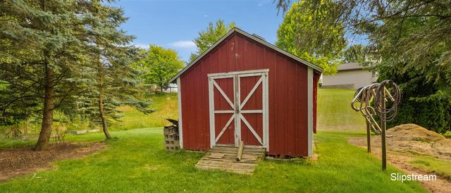 101 Chicory Street, Comstock Park, MI 49321