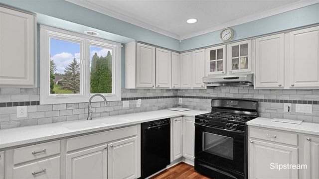 101 Chicory Street, Comstock Park, MI 49321