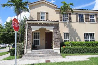 9205 SW 170th Pl, Miami, FL 33196