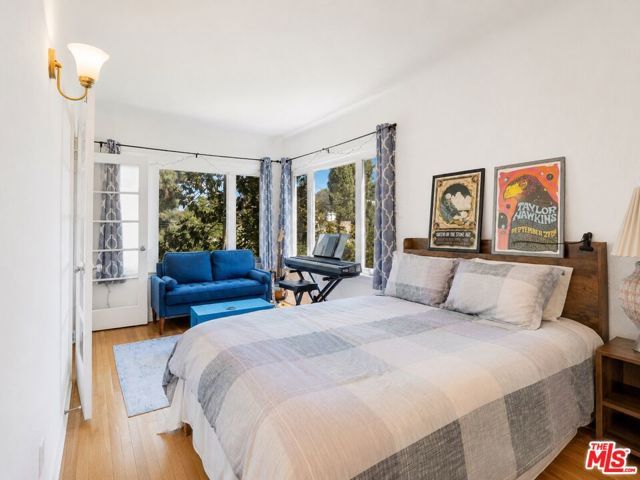 2338 Lake View Avenue, Los Angeles, CA 90039