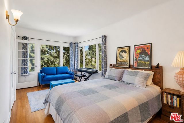 2338 Lake View Avenue, Los Angeles, CA 90039