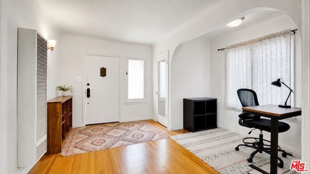 2338 Lake View Avenue, Los Angeles, CA 90039
