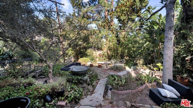 2338 Lake View Avenue, Los Angeles, CA 90039