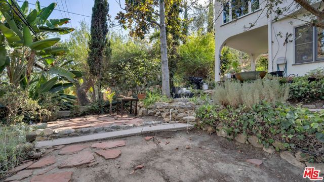 2338 Lake View Avenue, Los Angeles, CA 90039
