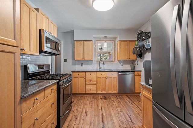 8577 Peebles Rd, Mccandless, PA 15237