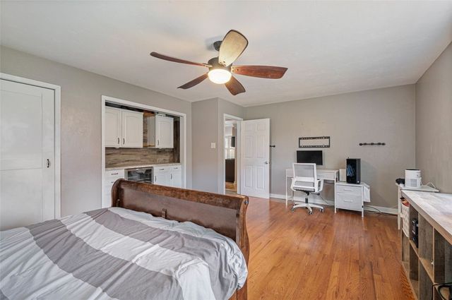 8577 Peebles Rd, Mccandless, PA 15237