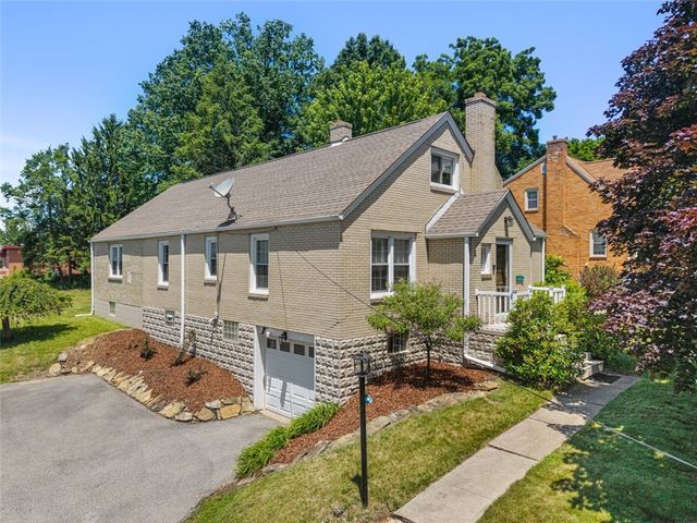 8577 Peebles Rd, Mccandless, PA 15237